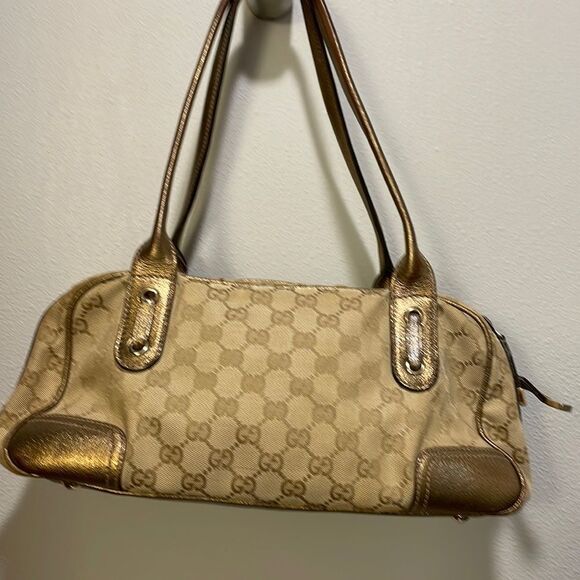 Gucci Authentic woman’s purse - Picture 1 of 16